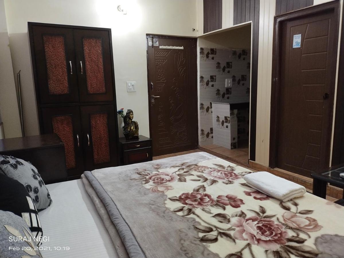 Hotel Vishla Palace By Uttarakhand Hotel Hospitality Narendra Nagar Esterno foto