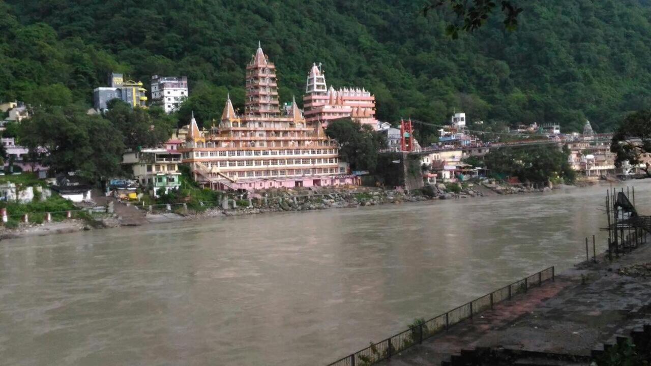 Hotel Vishla Palace By Uttarakhand Hotel Hospitality Narendra Nagar Esterno foto